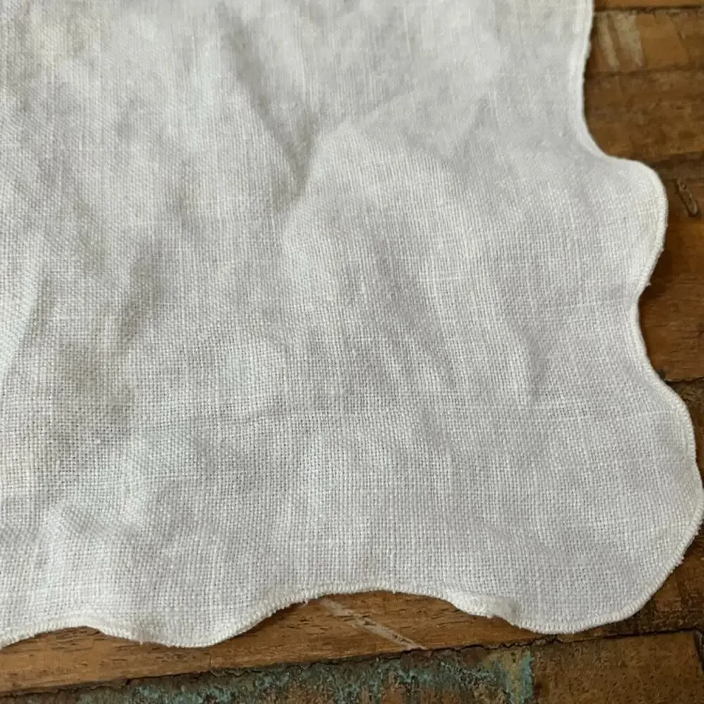 Vintage Off-white Linen Tablecloth Scalloped Edge 33 x 33